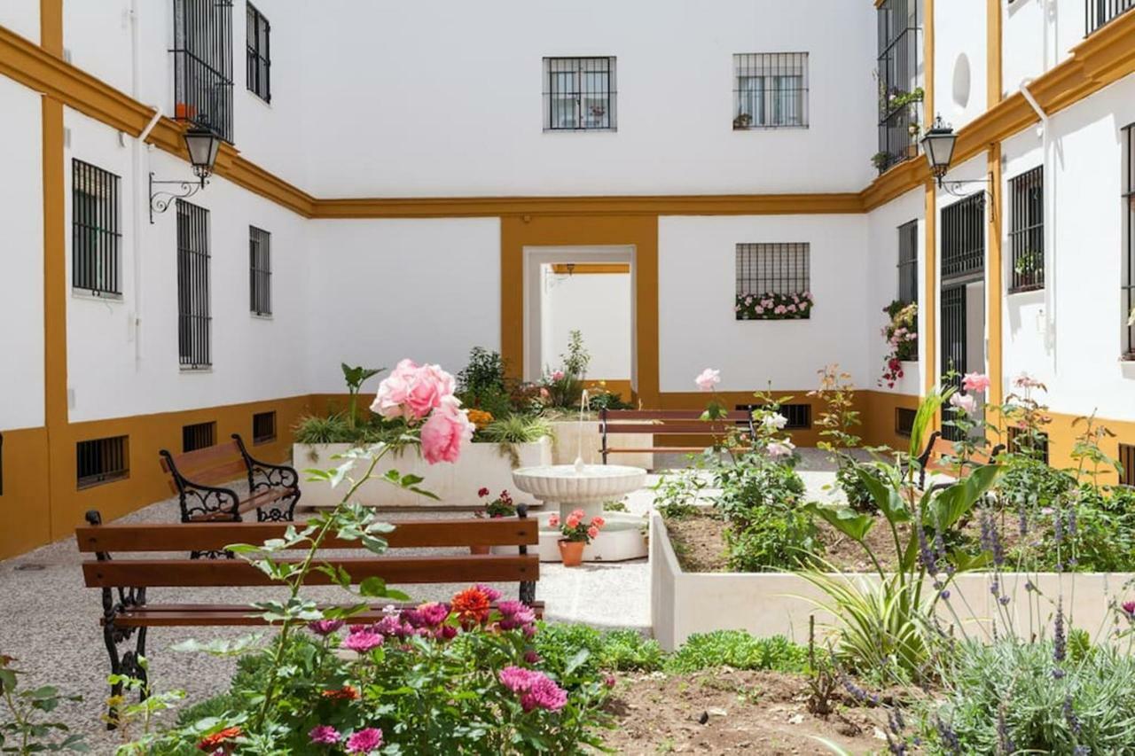 Apartamento Jardin De Santa Paula เซบีญา ภายนอก รูปภาพ