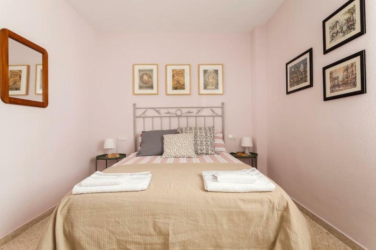 Apartamento Jardin De Santa Paula เซบีญา ภายนอก รูปภาพ