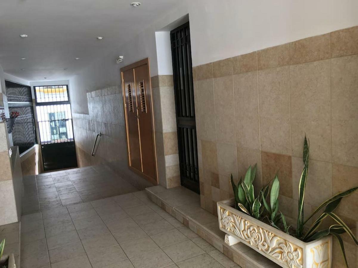 Apartamento Jardin De Santa Paula เซบีญา ภายนอก รูปภาพ